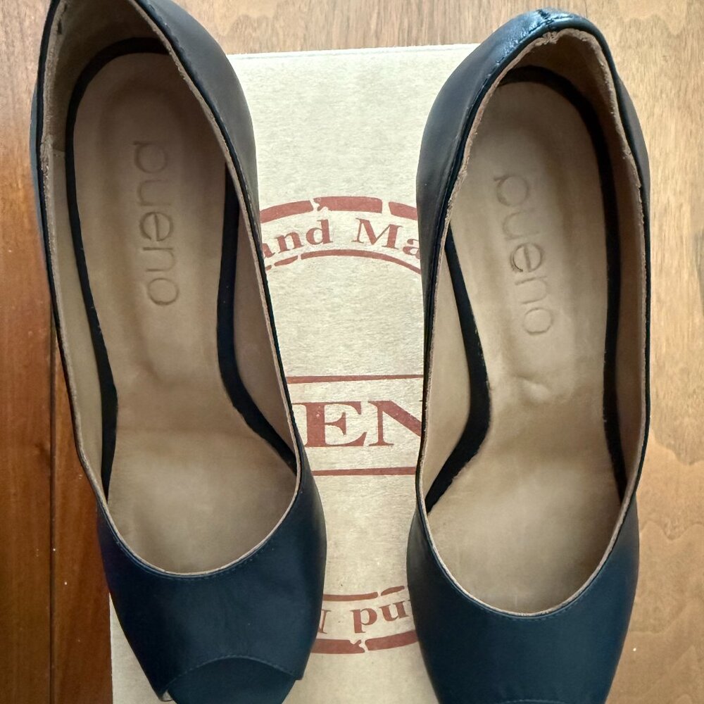 Bueno size 9